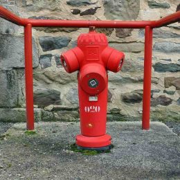 borne d'incendie pour lutter contre les feux